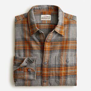J. Crew Mid-Weight Flannel Workshirt Size Medium Classic Tartan Plaid Cotton